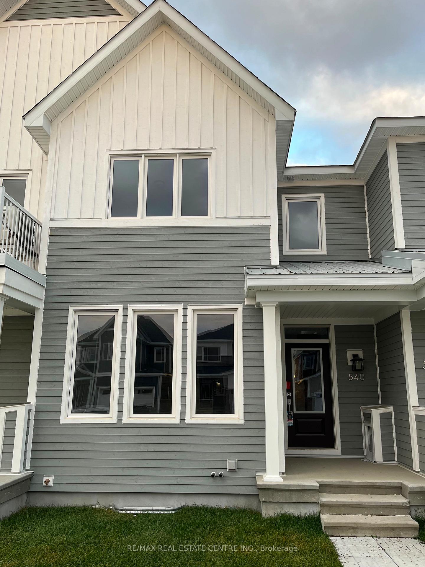 Photo 1 of 540 Oldenburg Avenue, Ottawa, Btwn Franktown Rd. & Fallowfield Rd. — HOMEH