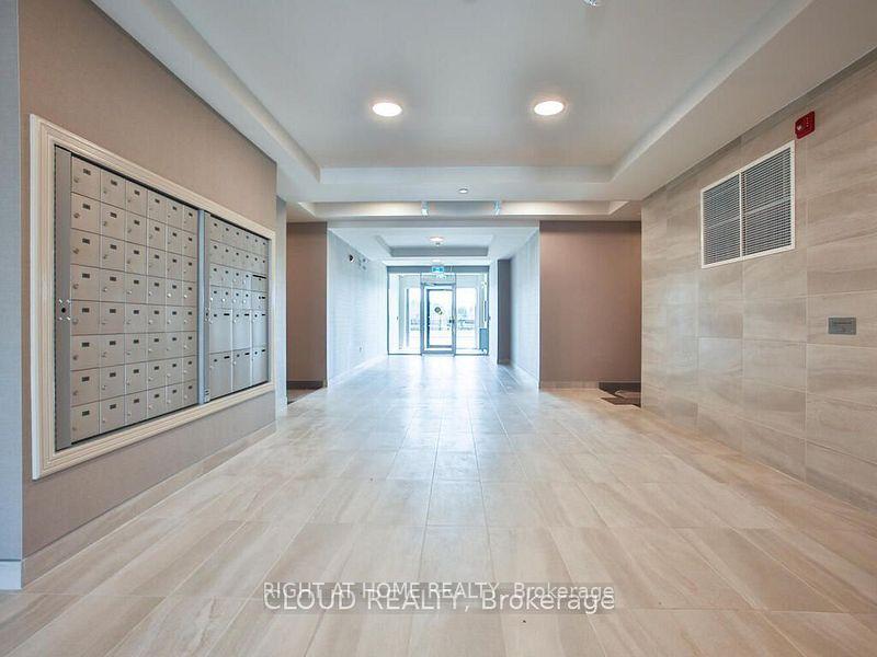 Photo 6 of Unit 410, 58 Sky Harbour Drive, Brampton, Bram West — HOMEH
