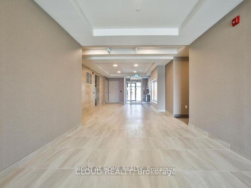Photo 7 of Unit 410, 58 Sky Harbour Drive, Brampton, Bram West — HOMEH