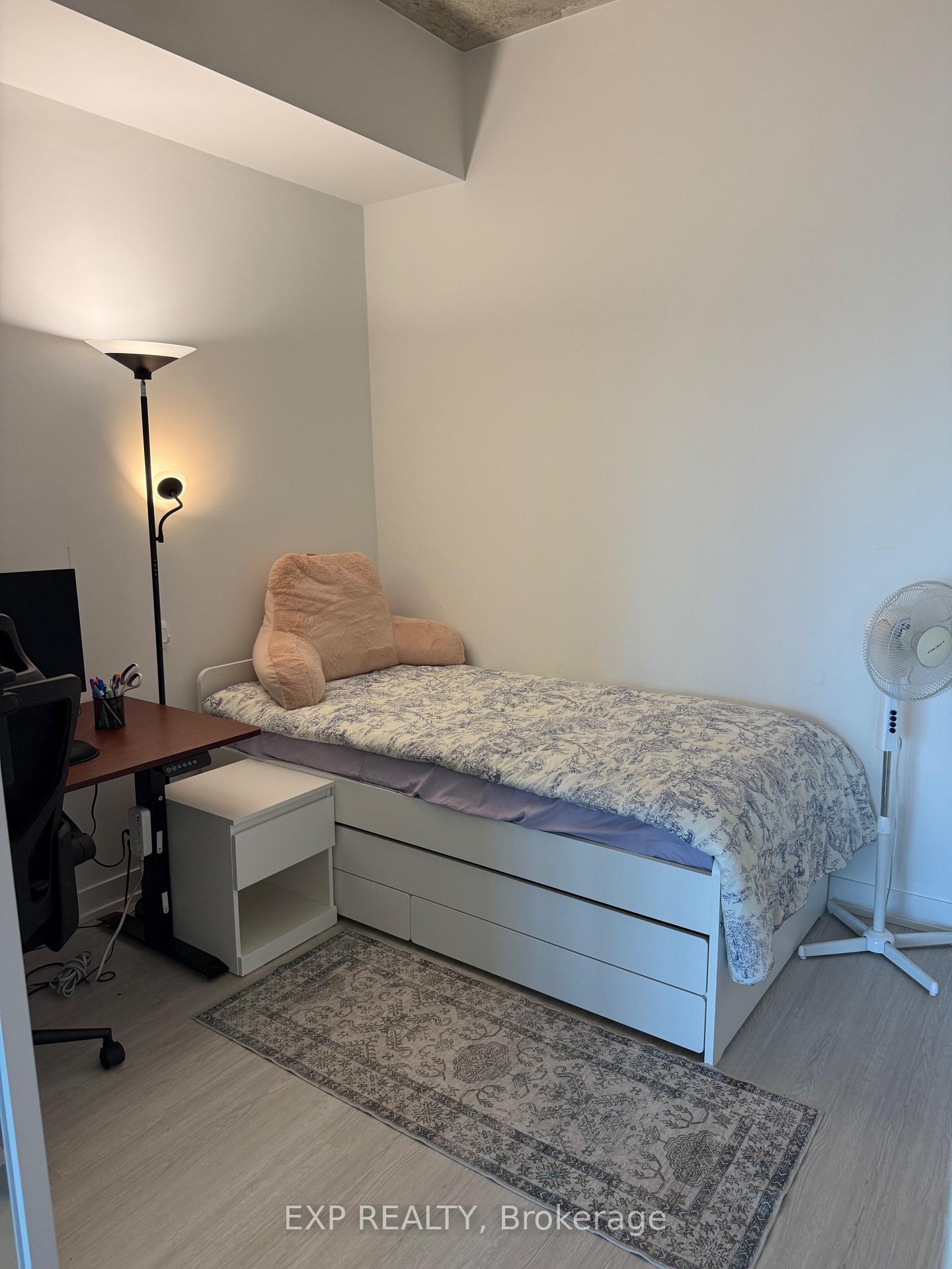 Photo 4 of Unit 702, 195 McCaul Street, Toronto, Kensington-Chinatown — HOMEH