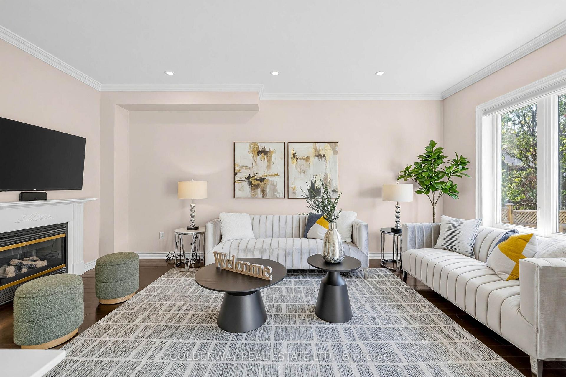 Photo 12 of 19 Markshire Road, Markham, Cachet — HOMEH