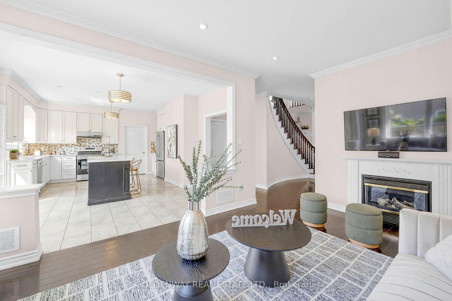 Photo 14 of 19 Markshire Road, Markham, Cachet — HOMEH