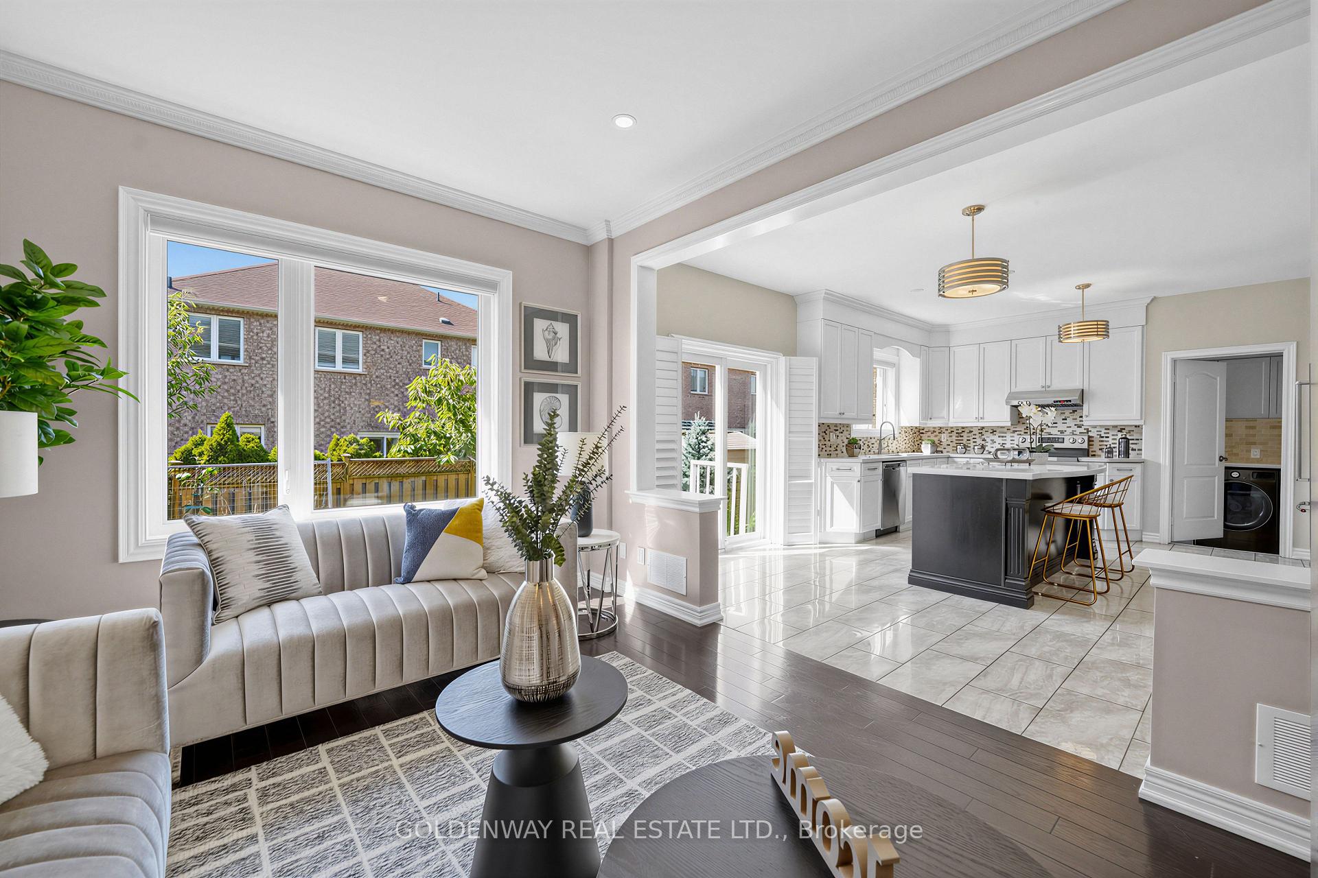 Photo 15 of 19 Markshire Road, Markham, Cachet — HOMEH