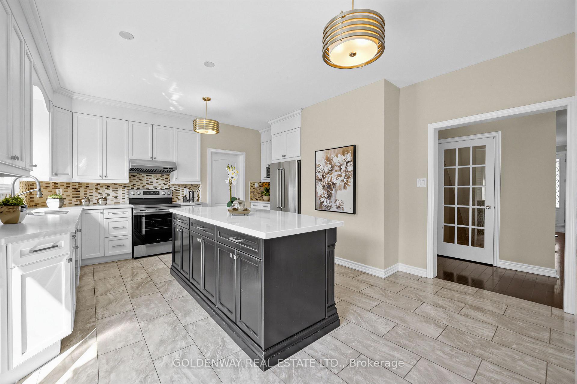 Photo 18 of 19 Markshire Road, Markham, Cachet — HOMEH