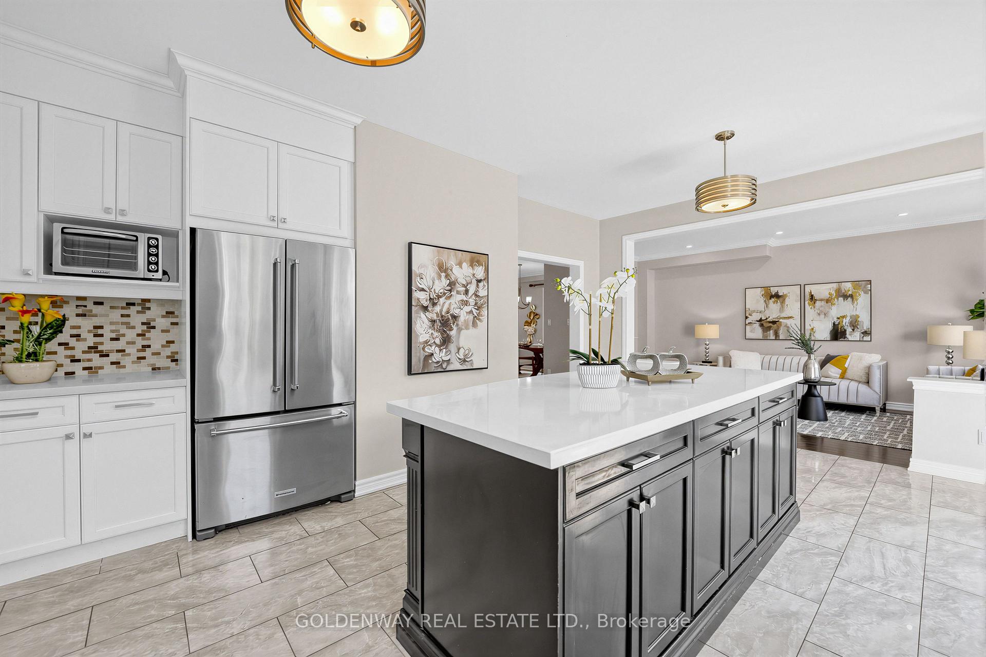 Photo 20 of 19 Markshire Road, Markham, Cachet — HOMEH