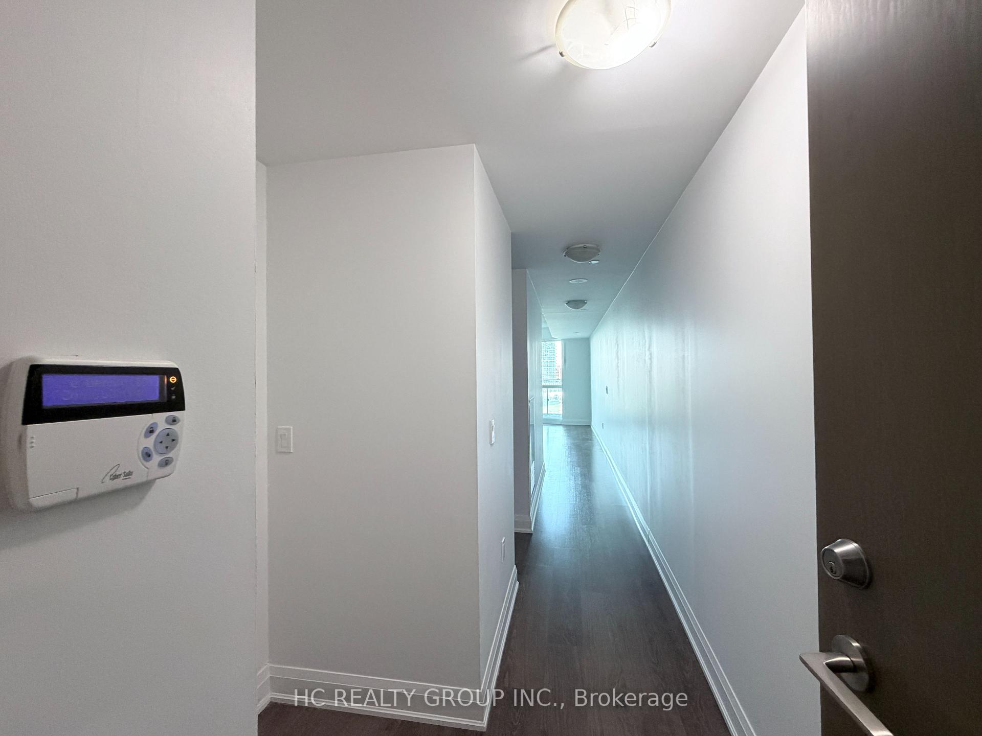 Photo 5 of Unit 902, 160 Vanderhoof Avenue, Toronto, Thorncliffe Park — HOMEH