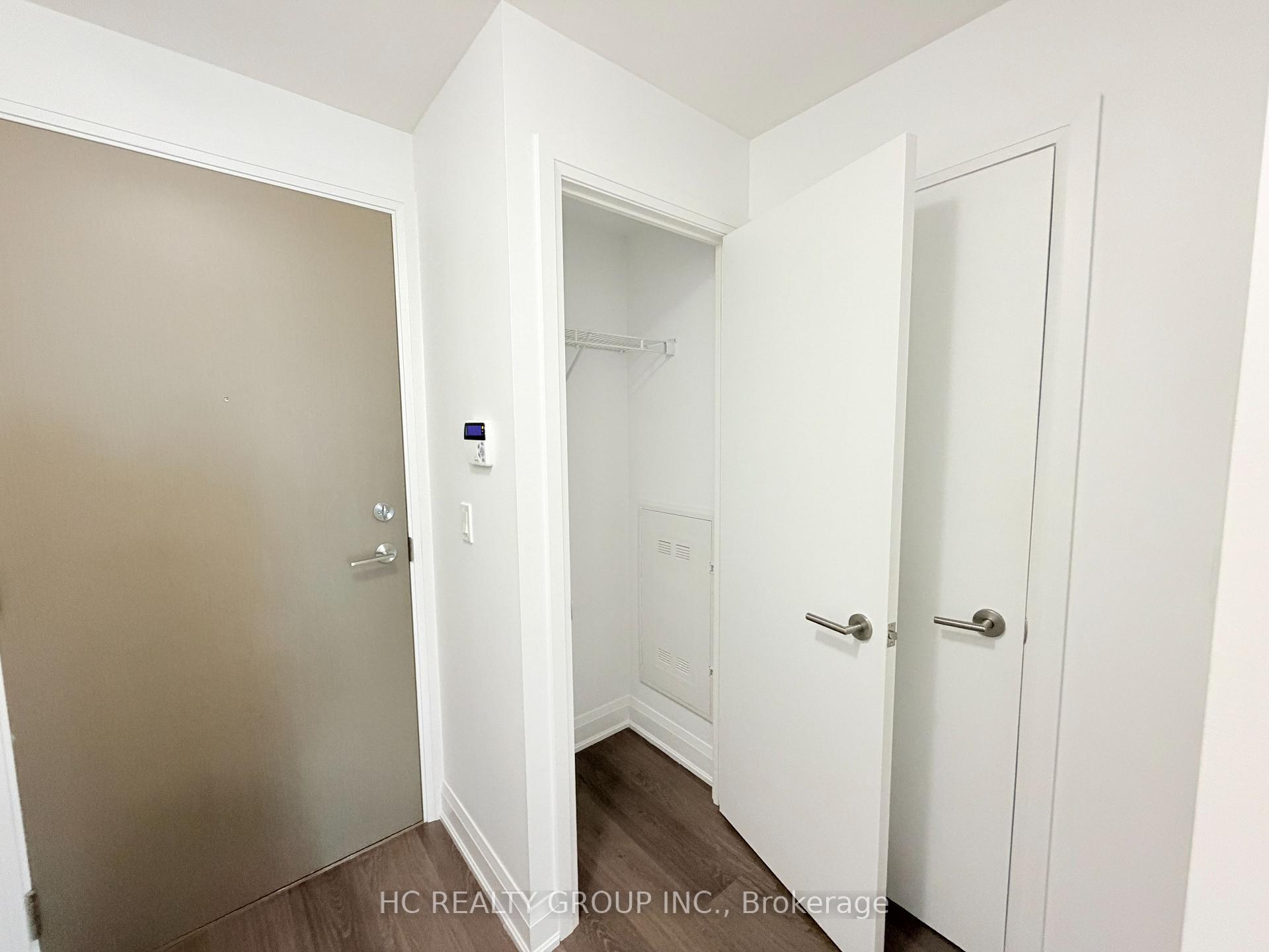 Photo 6 of Unit 902, 160 Vanderhoof Avenue, Toronto, Thorncliffe Park — HOMEH