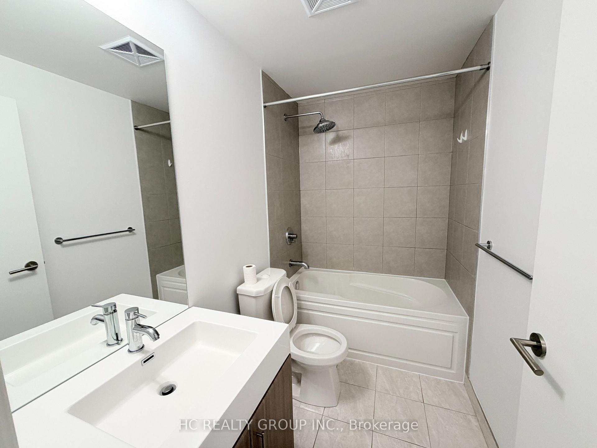 Photo 10 of Unit 902, 160 Vanderhoof Avenue, Toronto, Thorncliffe Park — HOMEH