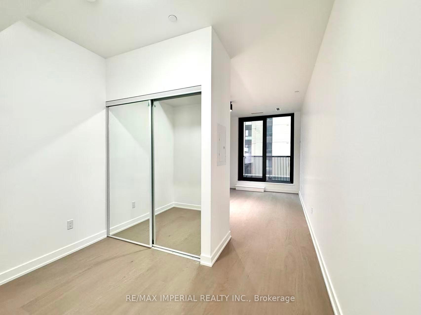 Photo 6 of Unit 801, 91 Montclair Avenue, Toronto, Forest Hill South — HOMEH