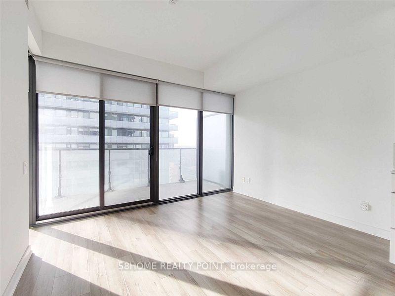Photo 3 of Unit 1901, 185 Roehampton Avenue, Toronto, Mount Pleasant West — HOMEH