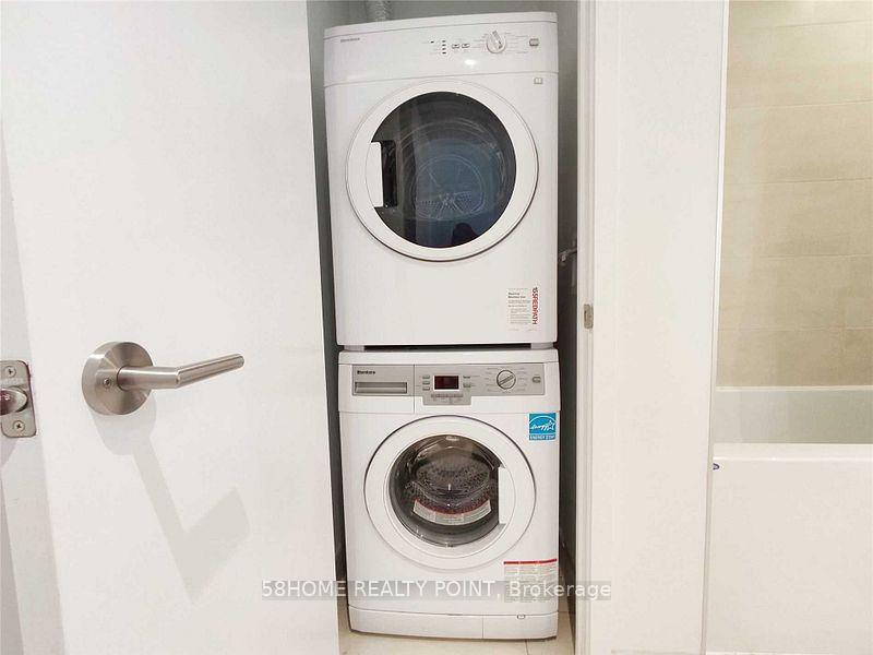Photo 10 of Unit 1901, 185 Roehampton Avenue, Toronto, Mount Pleasant West — HOMEH