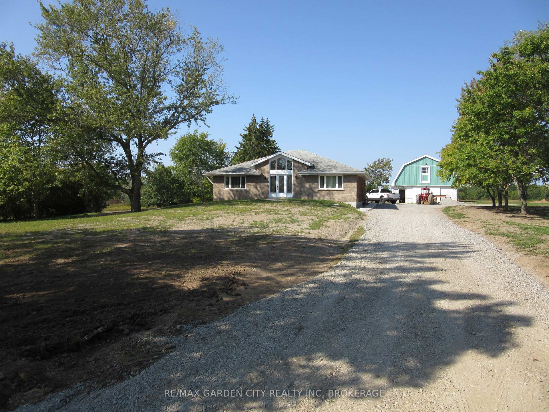 Photo 1 of 11981 Morris Road, Niagara Falls, Schisler — HOMEH