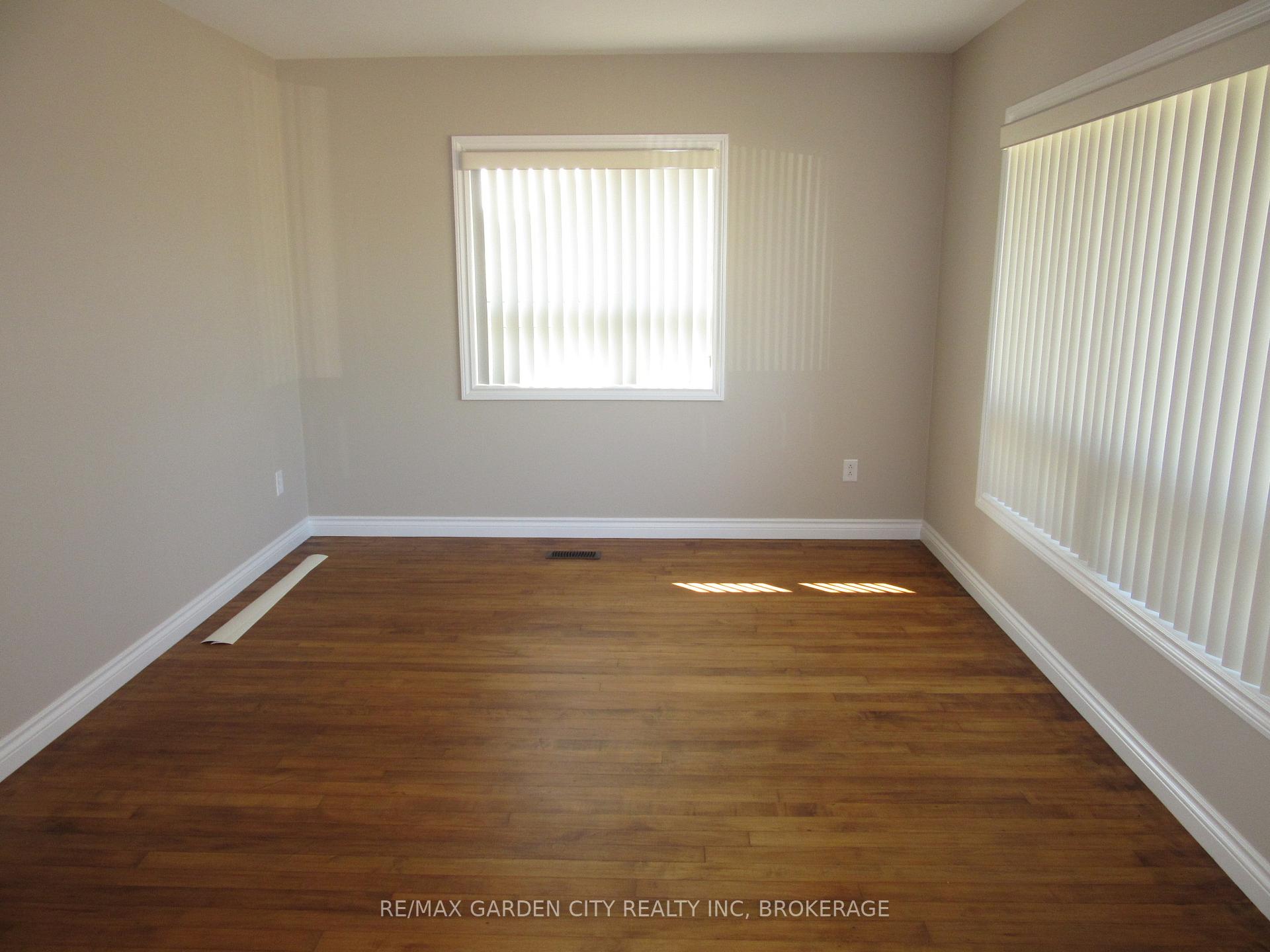 Photo 10 of 11981 Morris Road, Niagara Falls, Schisler — HOMEH