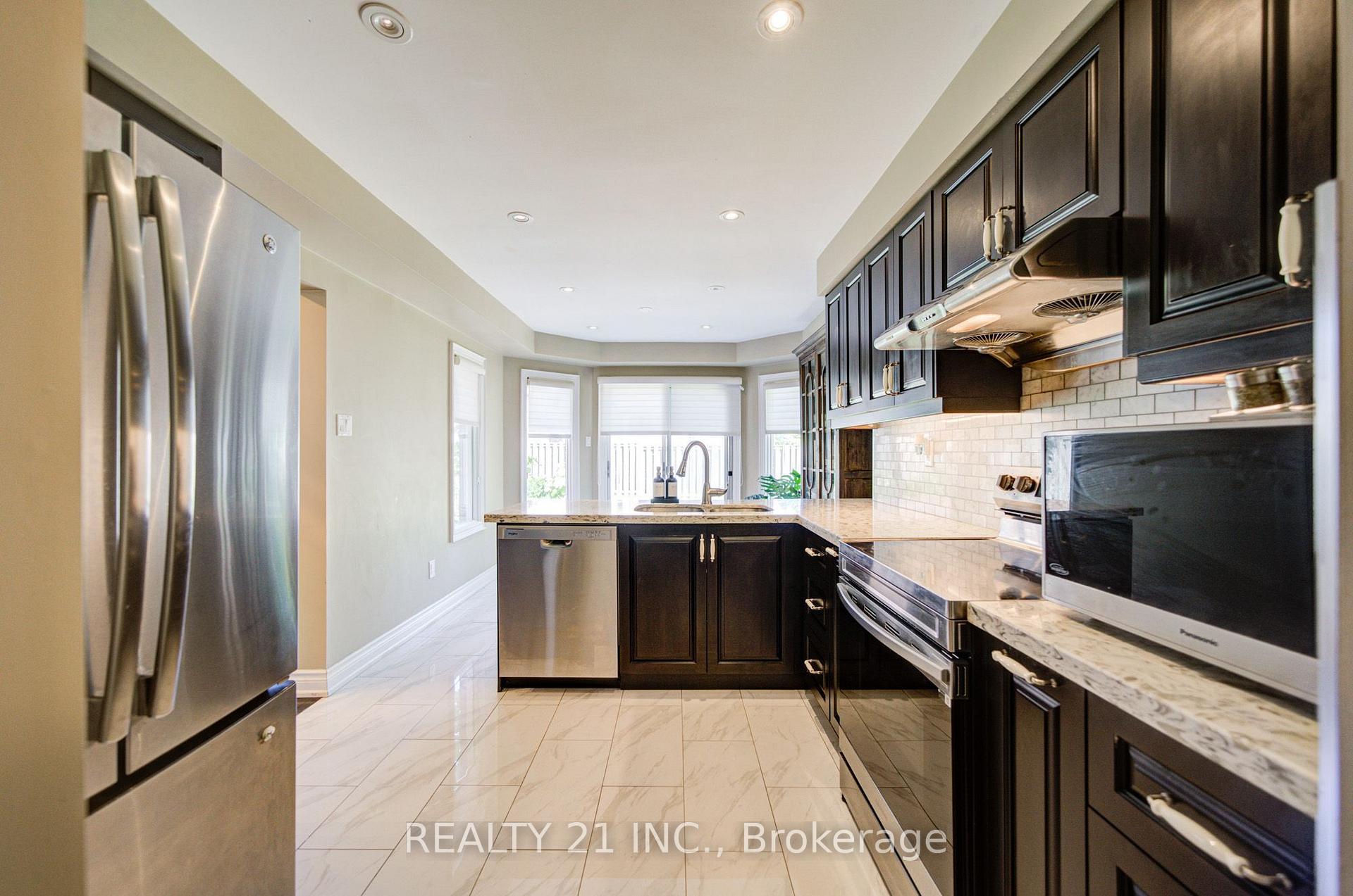 Photo 18 of 95 Hearne Crescent, Ajax, Central — HOMEH
