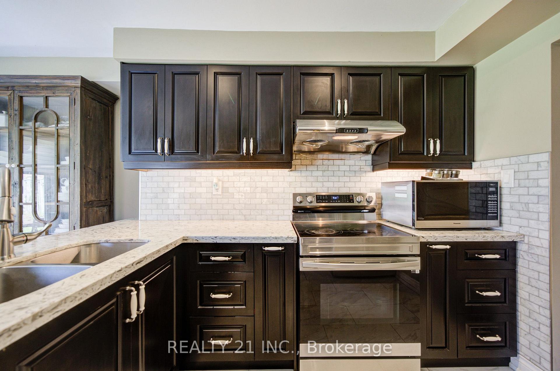 Photo 21 of 95 Hearne Crescent, Ajax, Central — HOMEH