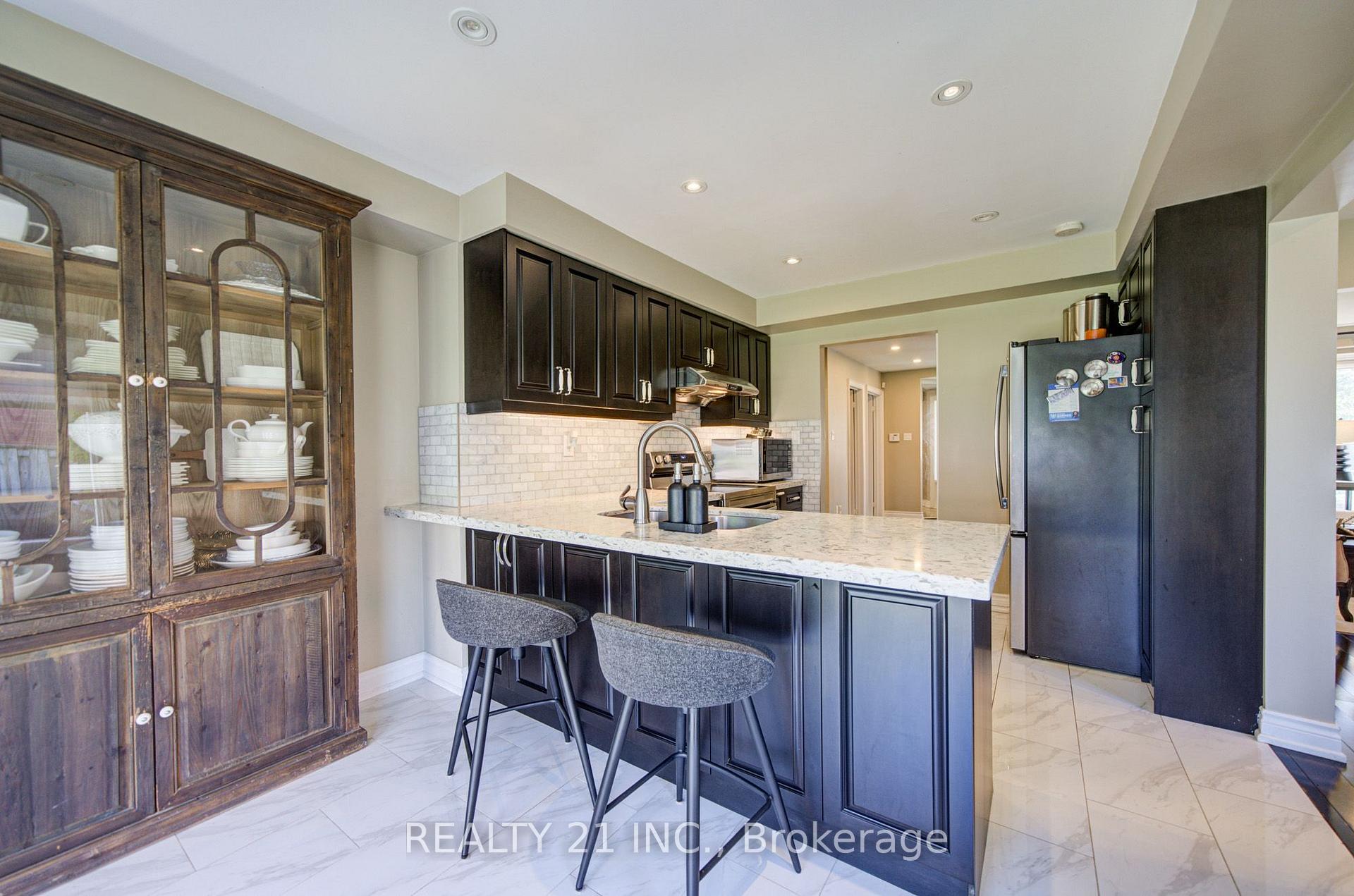 Photo 23 of 95 Hearne Crescent, Ajax, Central — HOMEH