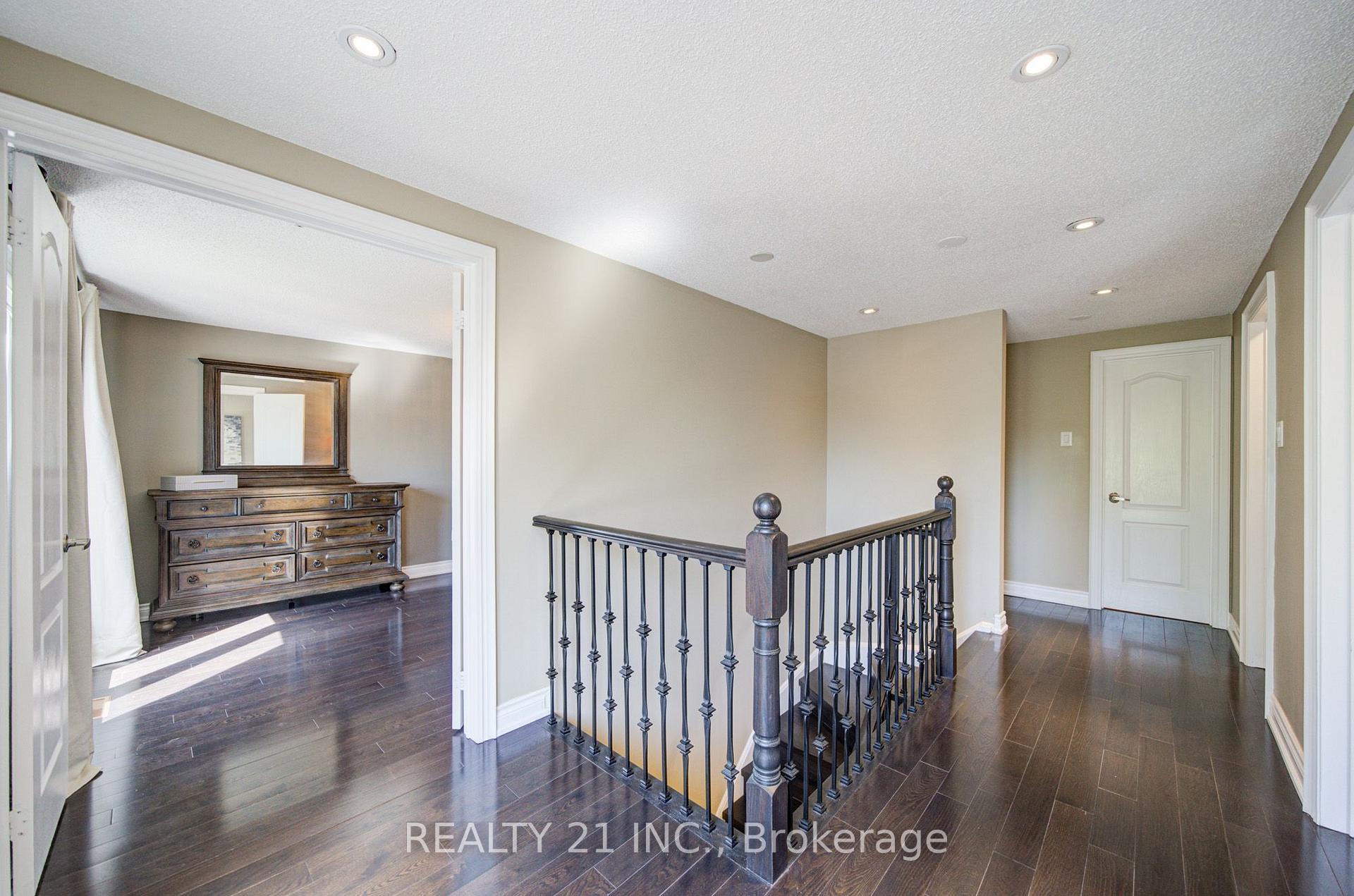 Photo 29 of 95 Hearne Crescent, Ajax, Central — HOMEH