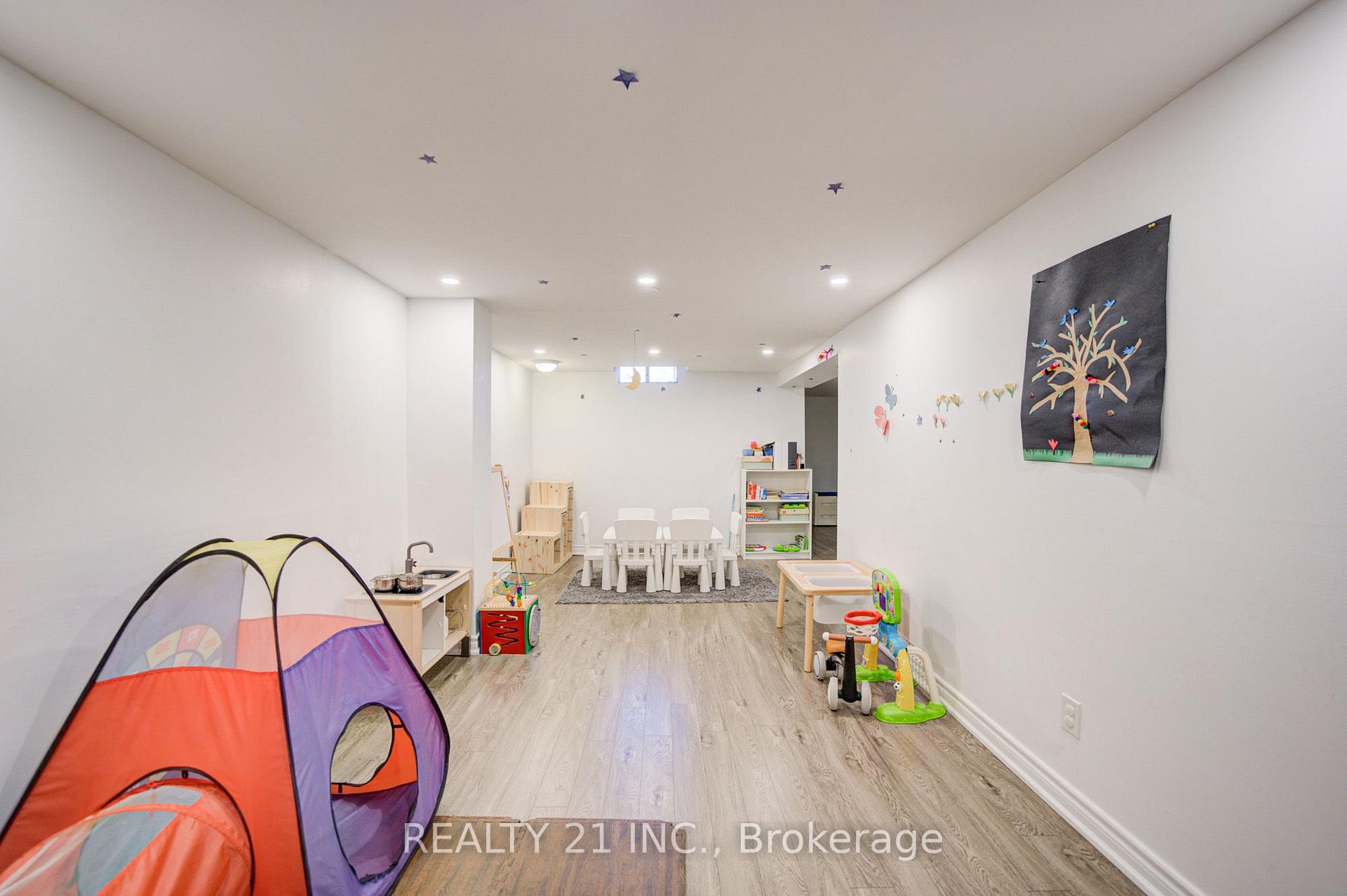 Photo 43 of 95 Hearne Crescent, Ajax, Central — HOMEH