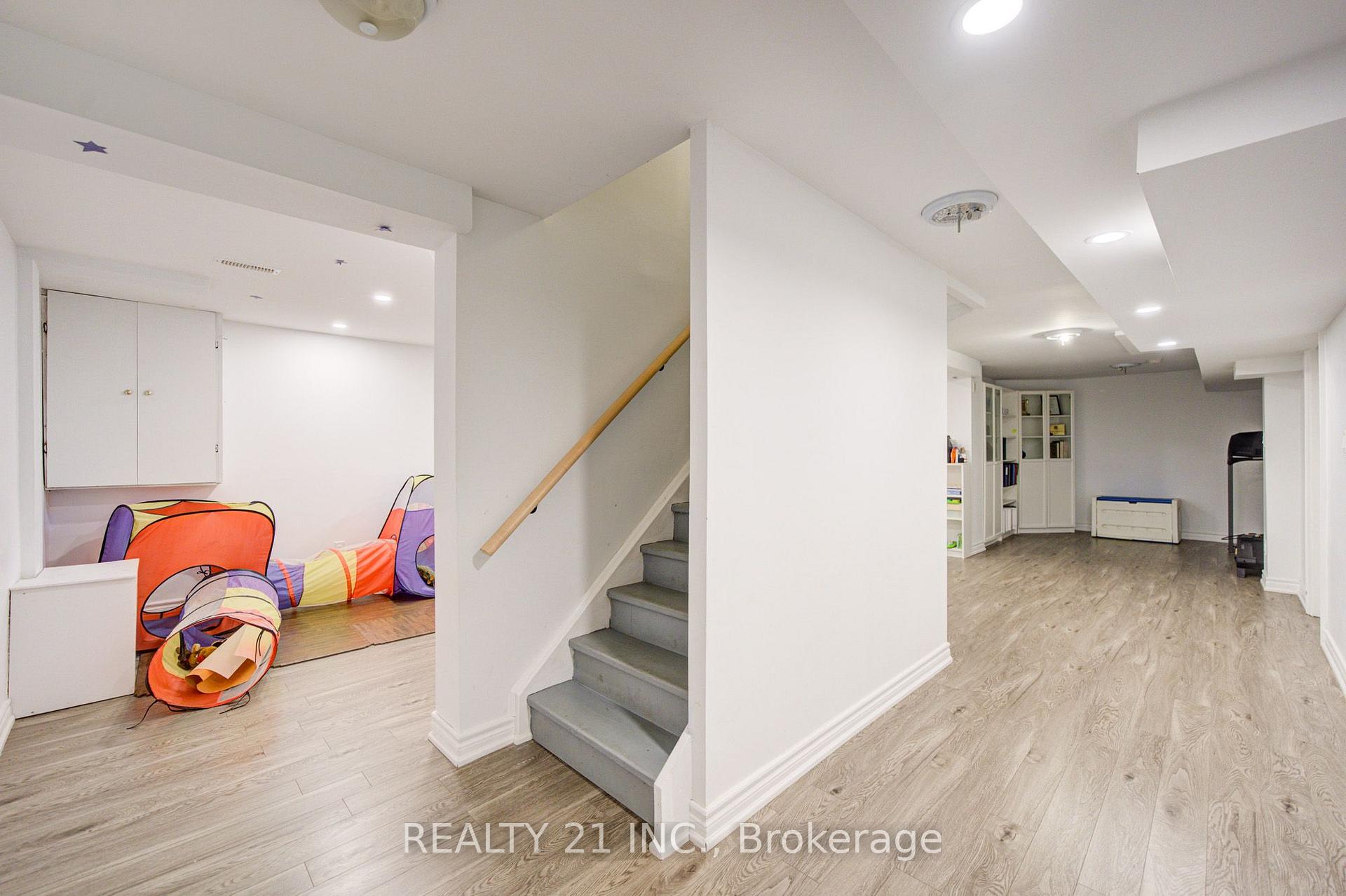 Photo 45 of 95 Hearne Crescent, Ajax, Central — HOMEH