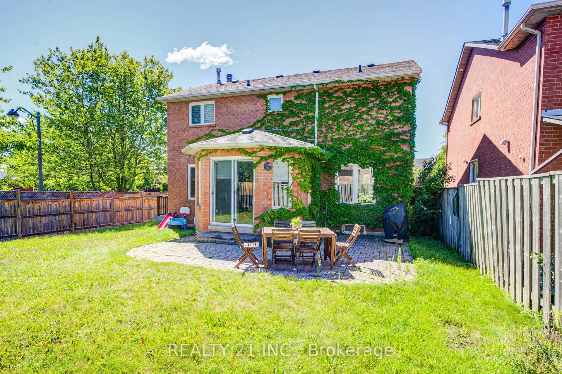 Photo 50 of 95 Hearne Crescent, Ajax, Central — HOMEH