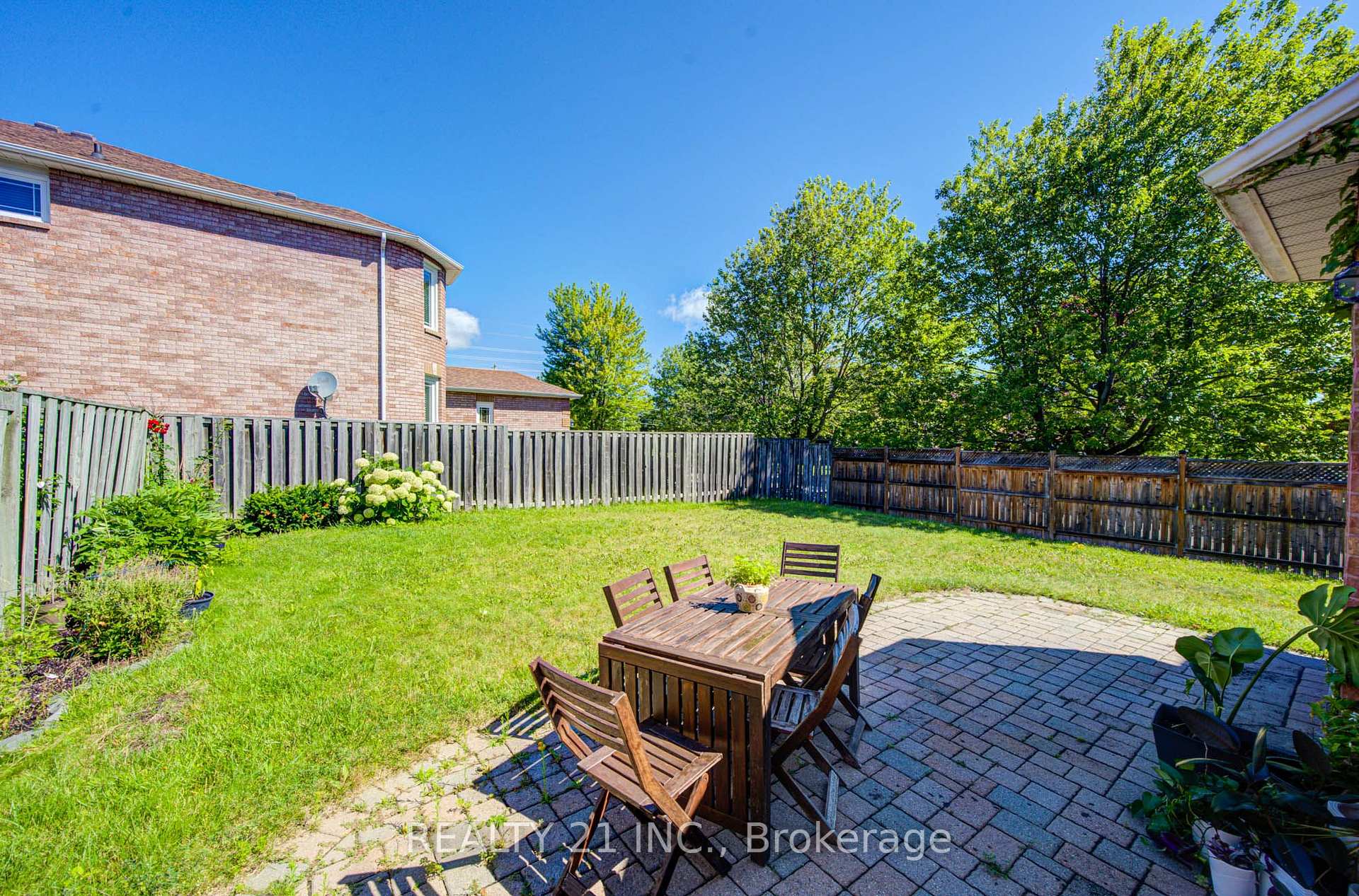 Photo 51 of 95 Hearne Crescent, Ajax, Central — HOMEH