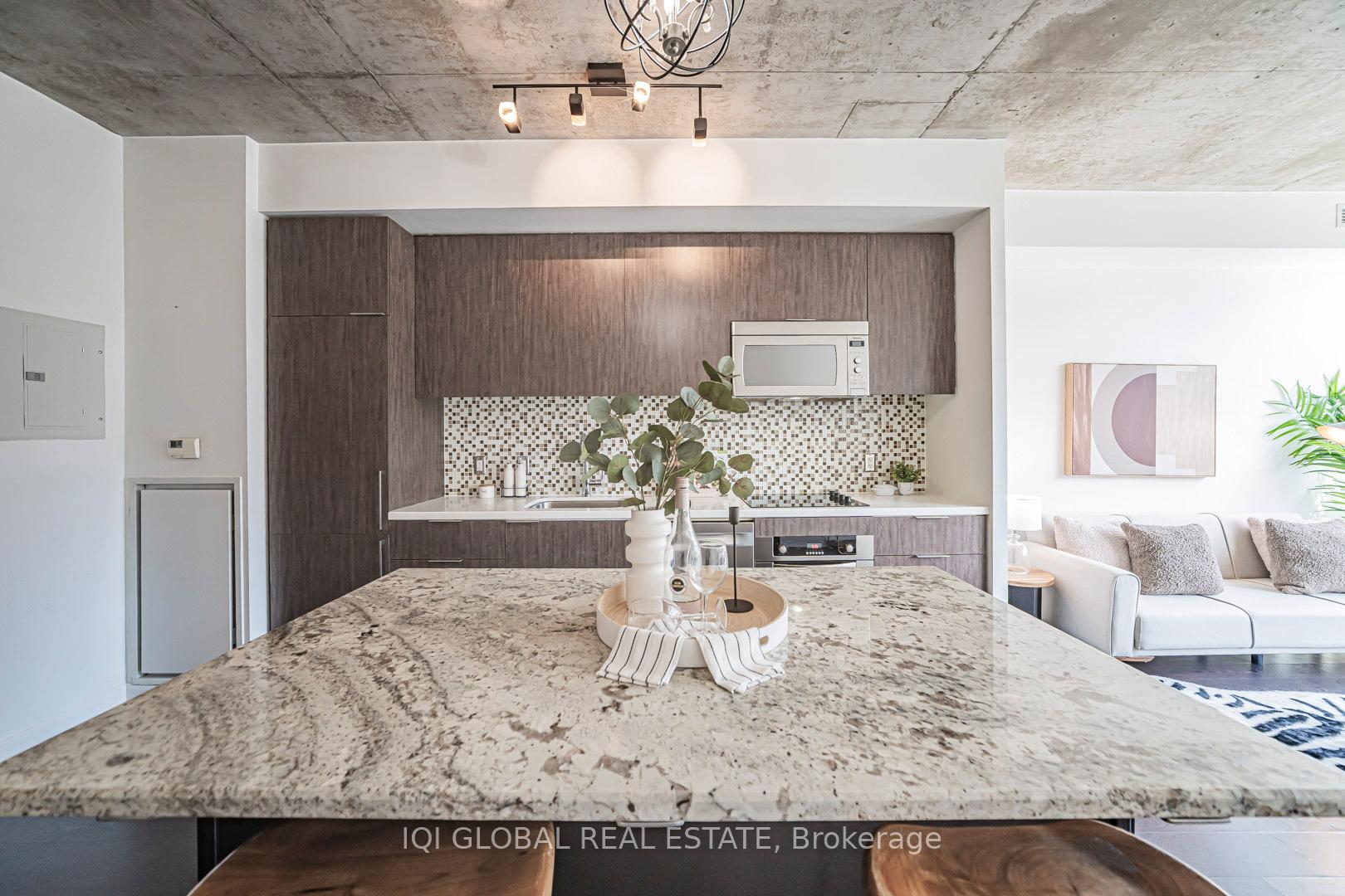 Photo 5 of Unit 406, 478 King Street W, Toronto, Waterfront Communities — HOMEH