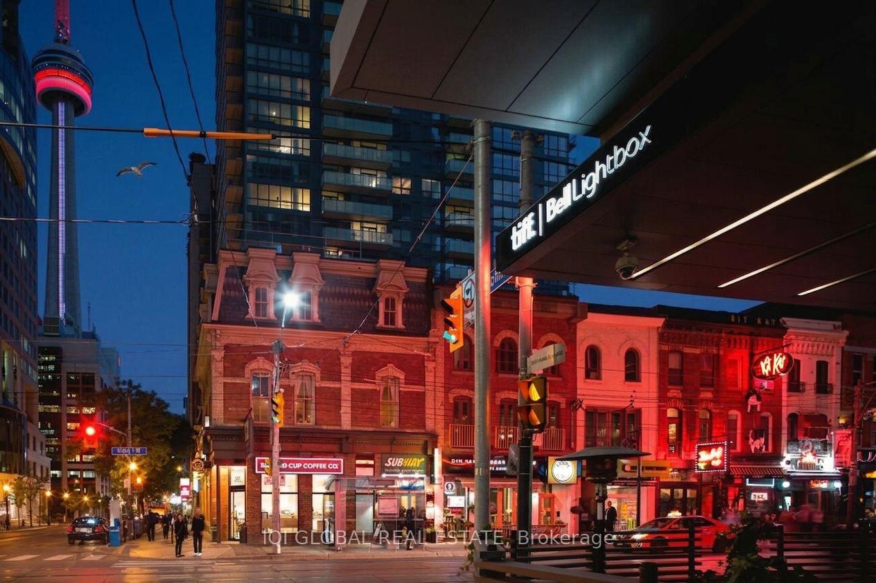 Photo 21 of Unit 406, 478 King Street W, Toronto, Waterfront Communities — HOMEH