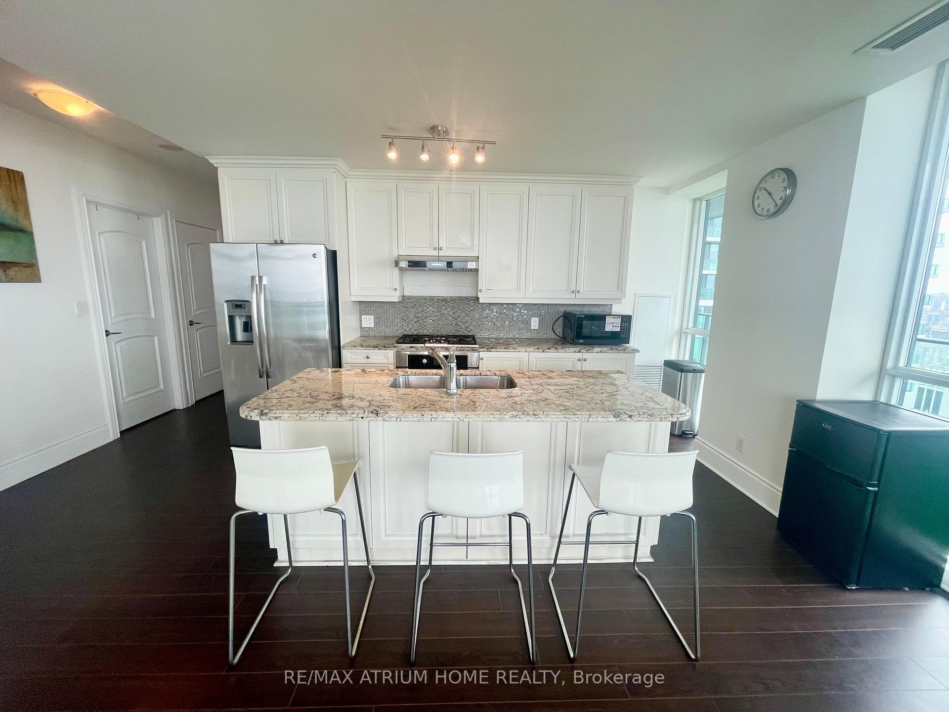 Photo 8 of Unit 4905, 33 Bay Street, Toronto, Waterfront Communities — HOMEH
