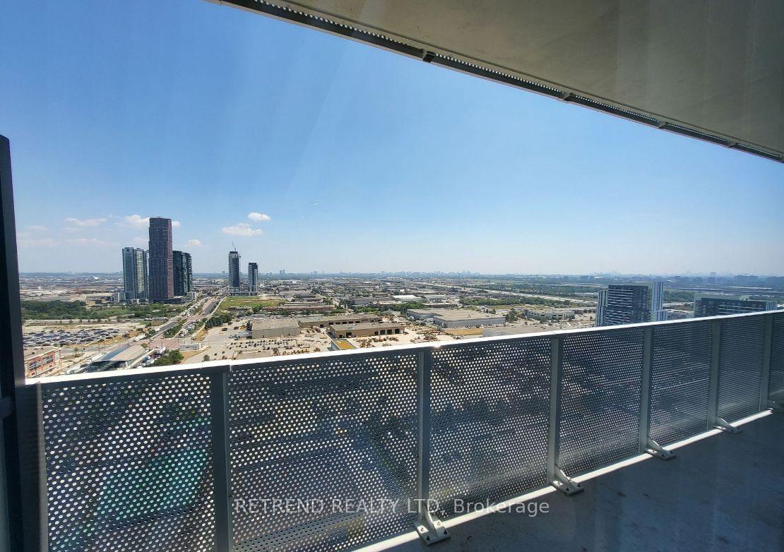 Photo 9 of Unit 2907, 28 Interchange Way, Vaughan, Vaughan Corporate Centre — HOMEH