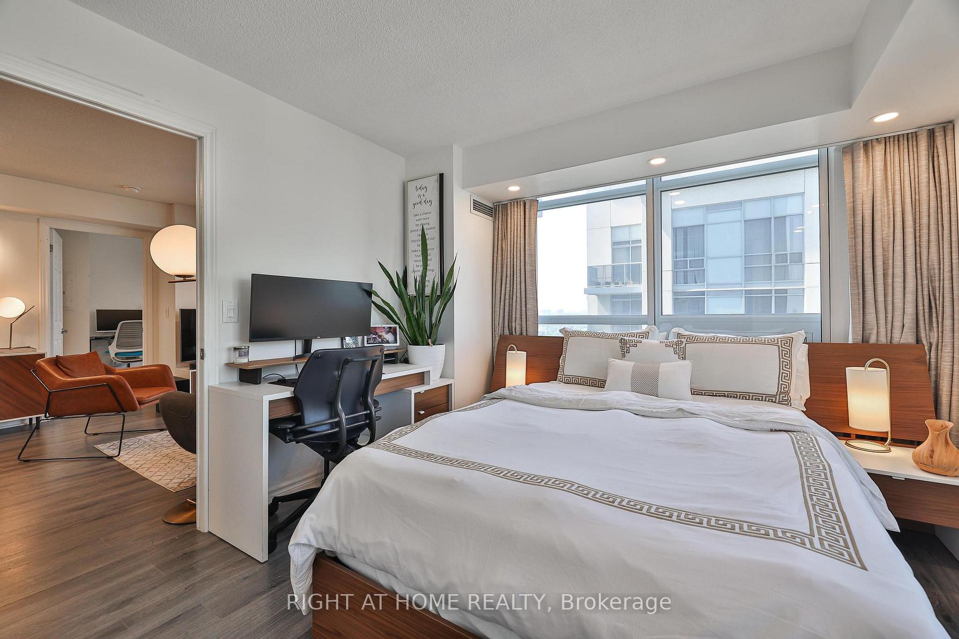 Photo 17 of Unit 2402, 3 Michael Power Place, Etobicoke, Islington-City Centre West — HOMEH