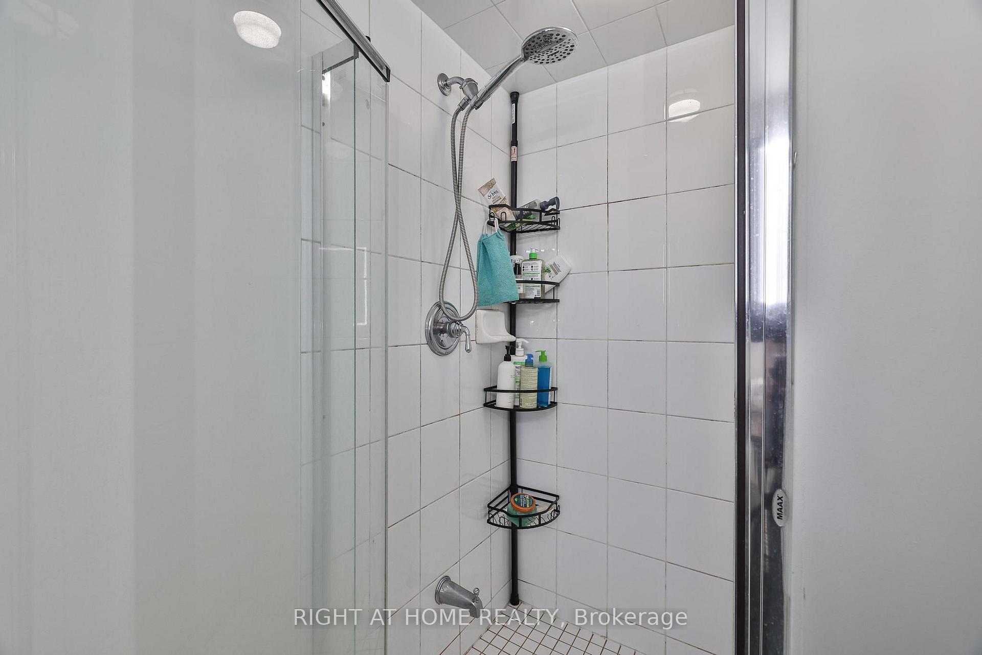 Photo 19 of Unit 2402, 3 Michael Power Place, Etobicoke, Islington-City Centre West — HOMEH