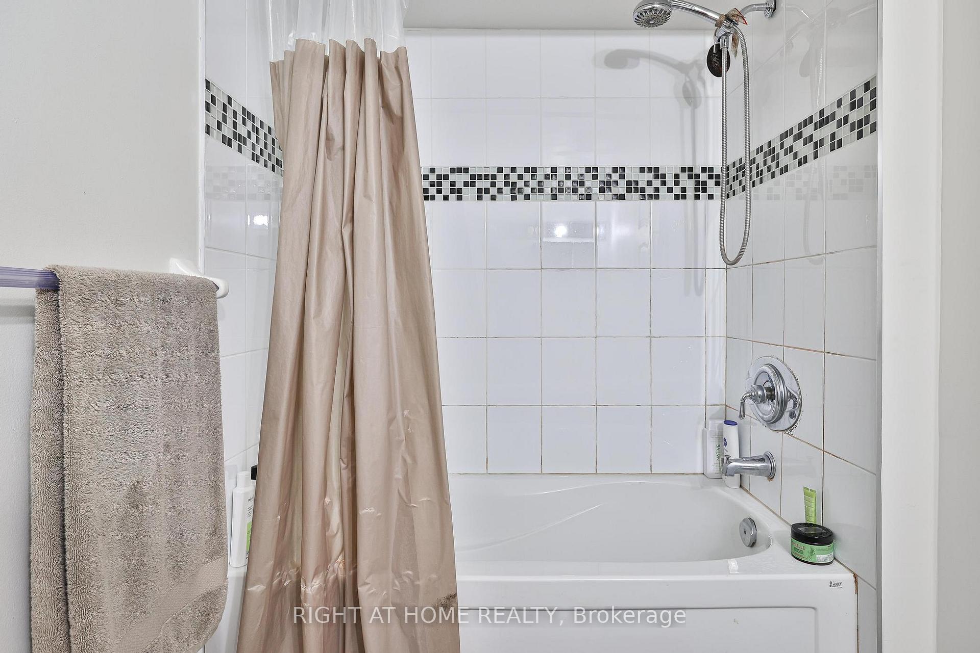 Photo 25 of Unit 2402, 3 Michael Power Place, Etobicoke, Islington-City Centre West — HOMEH