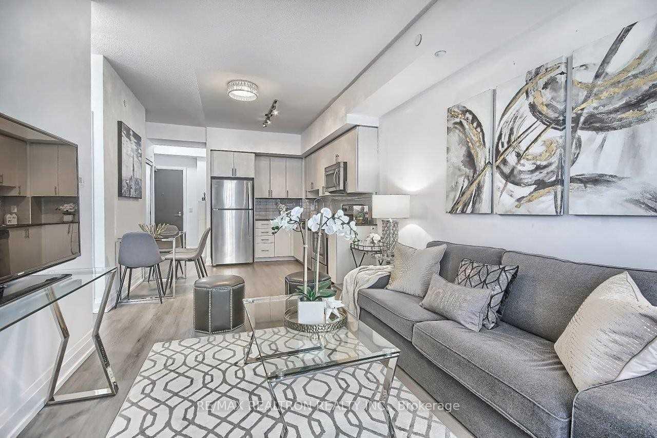 Photo 10 of Unit 912, 7890 Bathurst Street, Vaughan, Beverley Glen — HOMEH