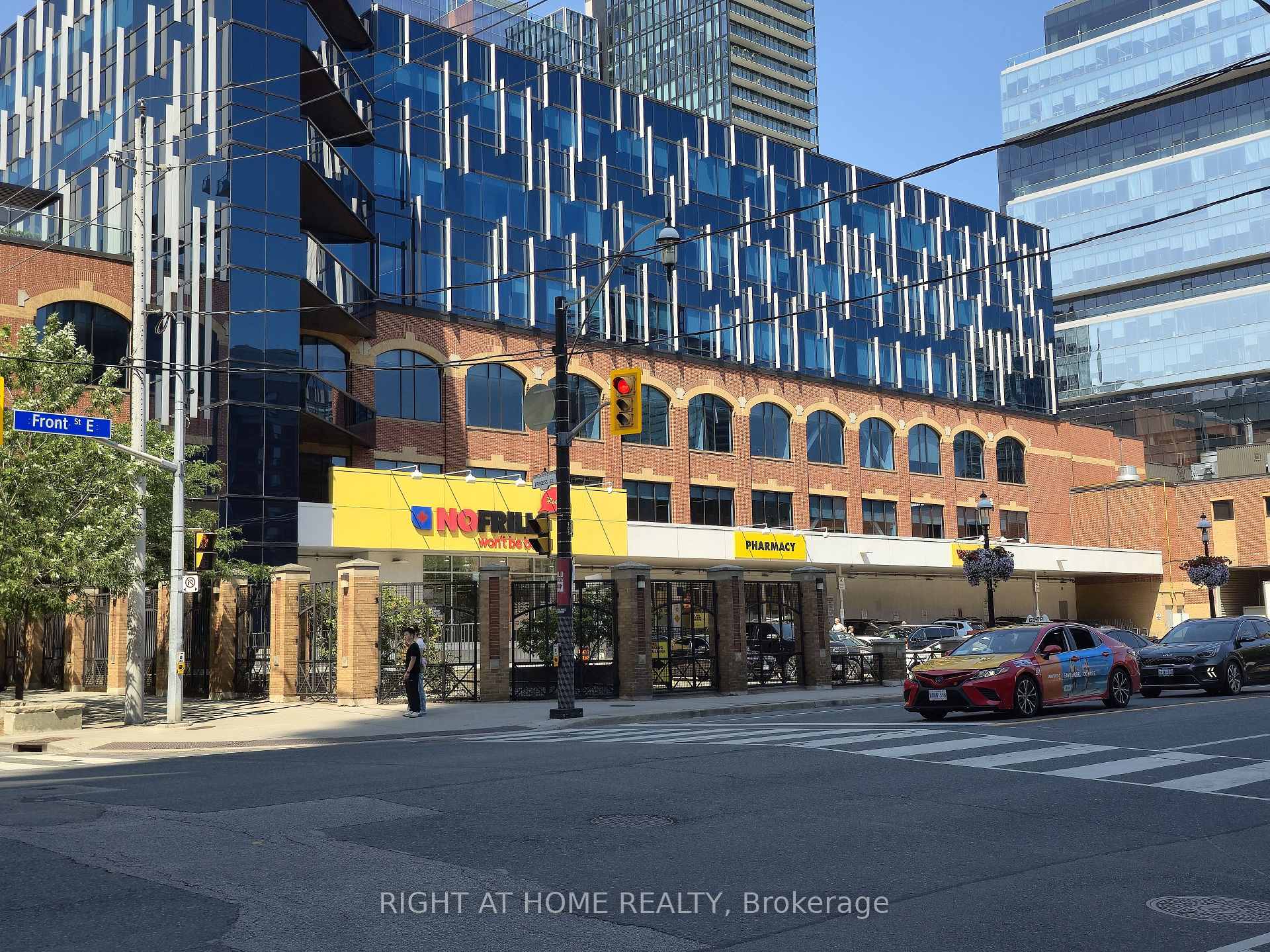 Photo 26 of Unit 4209, 180 Front Street E, Toronto, Moss Park — HOMEH