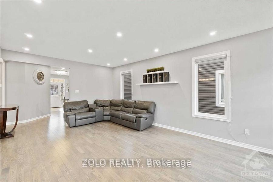 Photo 7 of 108 Flowing Creek Circle, Ottawa, Kanata - Emerald Meadows/Trailwest — HOMEH