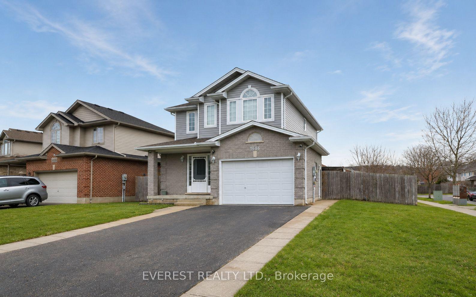 Photo 3 of 1686 Blackmaple Crescent, London, East A — HOMEH