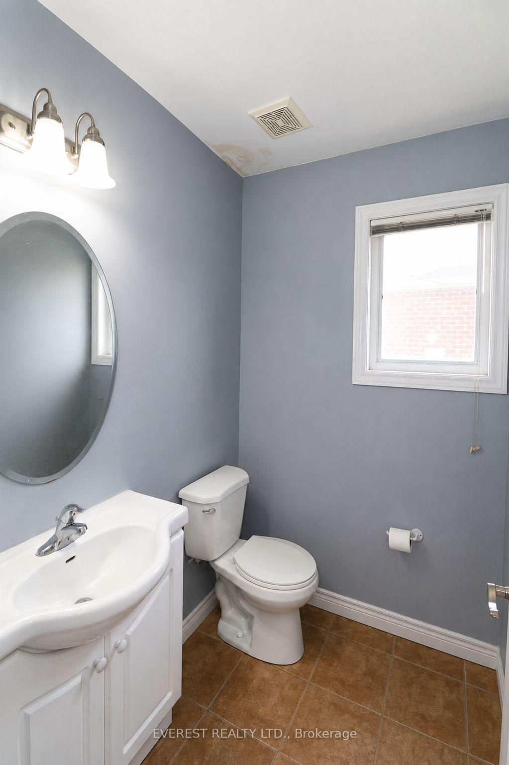 Photo 6 of 1686 Blackmaple Crescent, London, East A — HOMEH