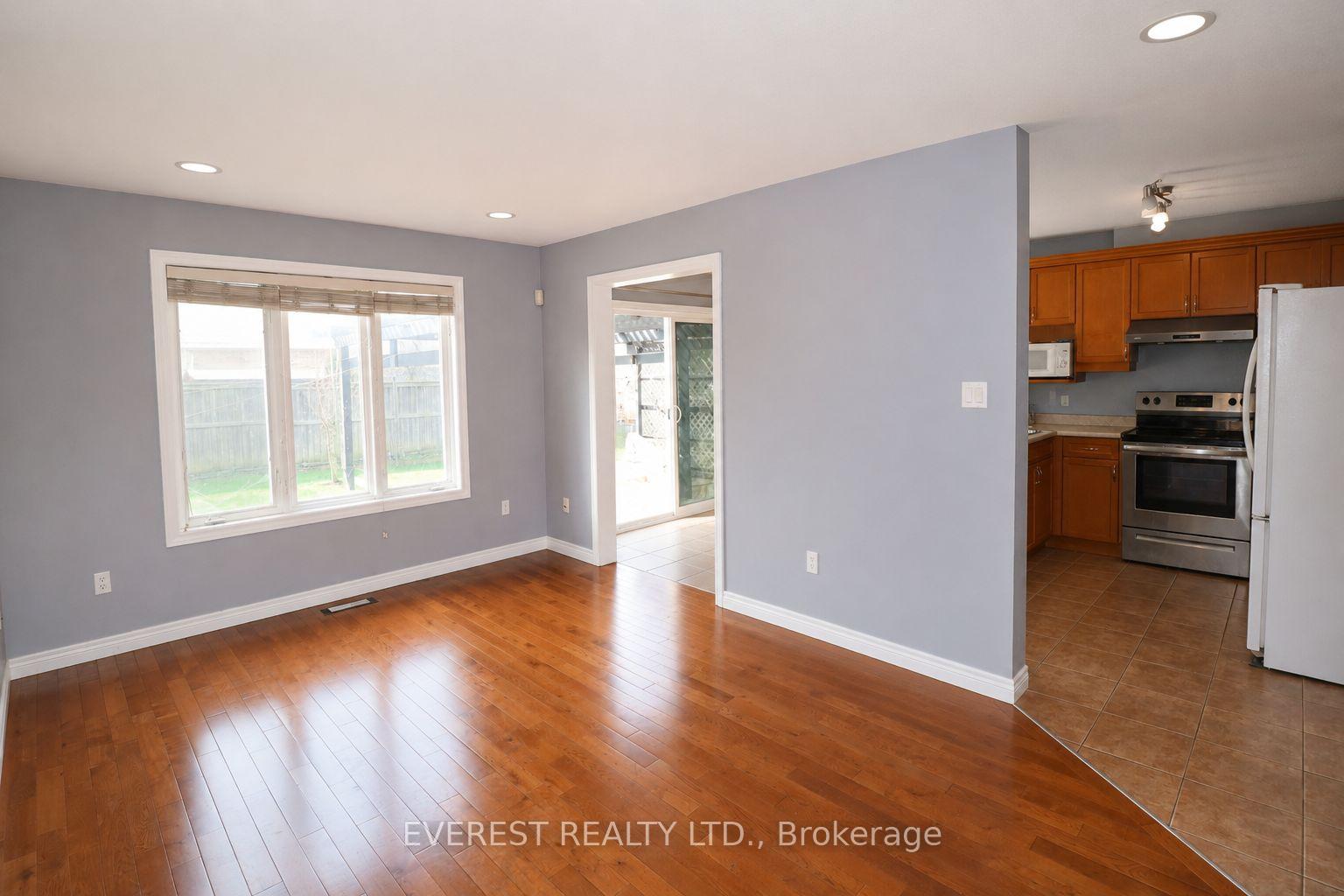 Photo 10 of 1686 Blackmaple Crescent, London, East A — HOMEH