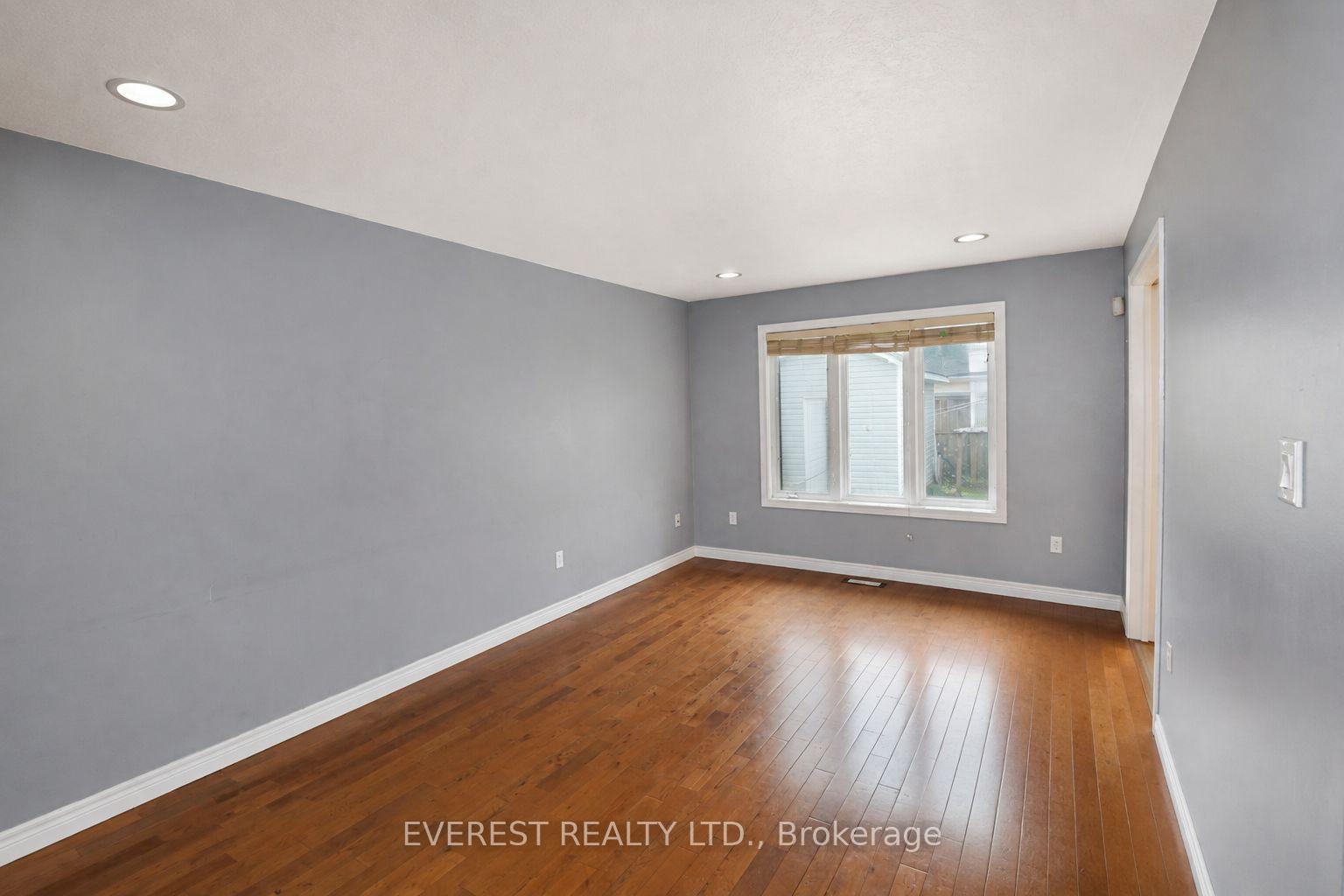 Photo 13 of 1686 Blackmaple Crescent, London, East A — HOMEH