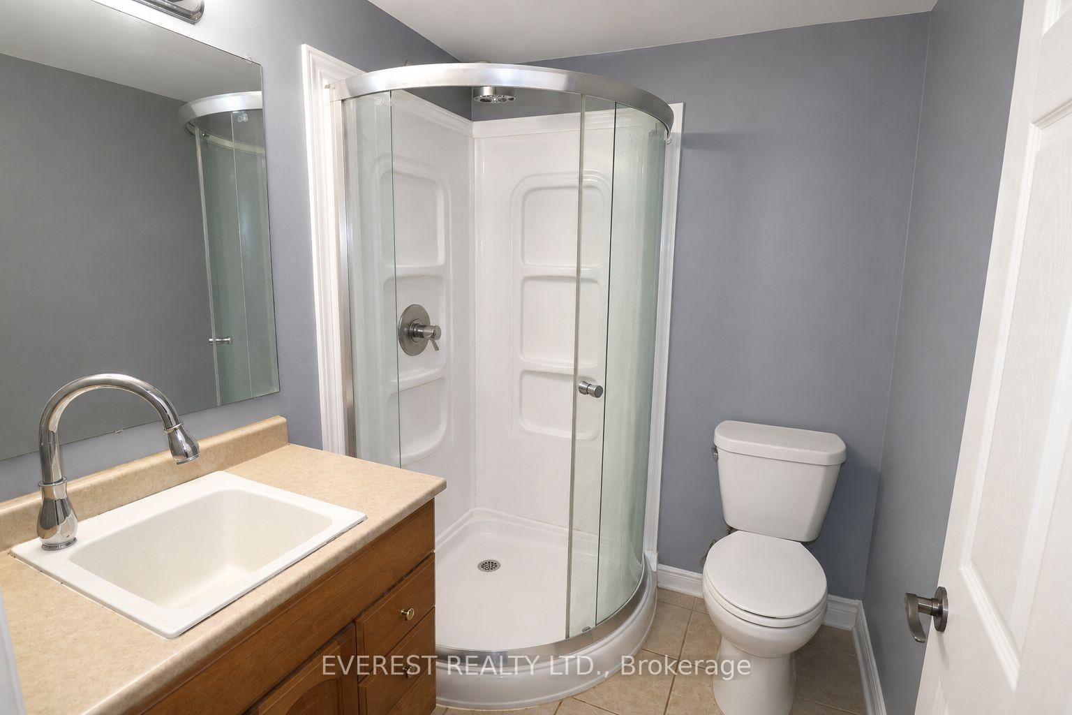 Photo 33 of 1686 Blackmaple Crescent, London, East A — HOMEH