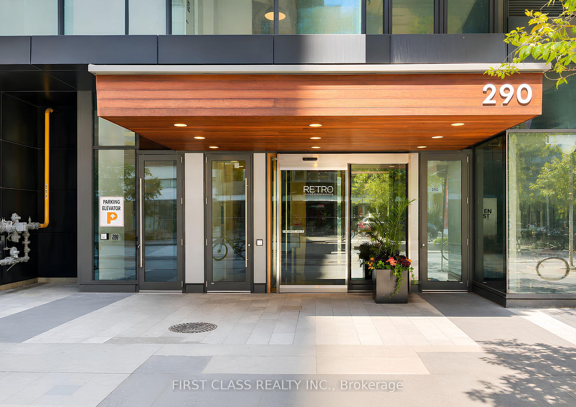 Photo 3 of Unit 2304, 290 Adelaide Street W, Toronto, Waterfront Communities — HOMEH