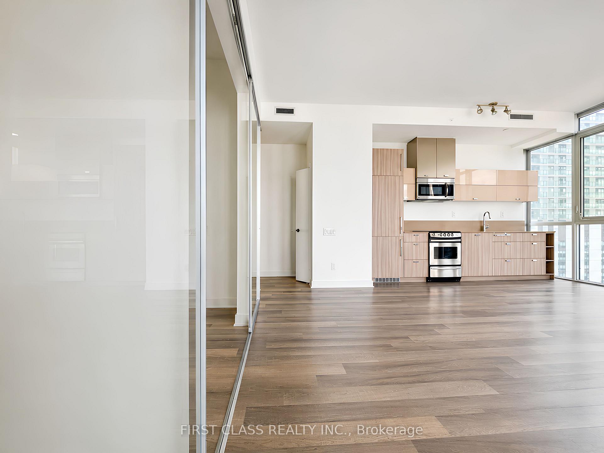 Photo 7 of Unit 2304, 290 Adelaide Street W, Toronto, Waterfront Communities — HOMEH