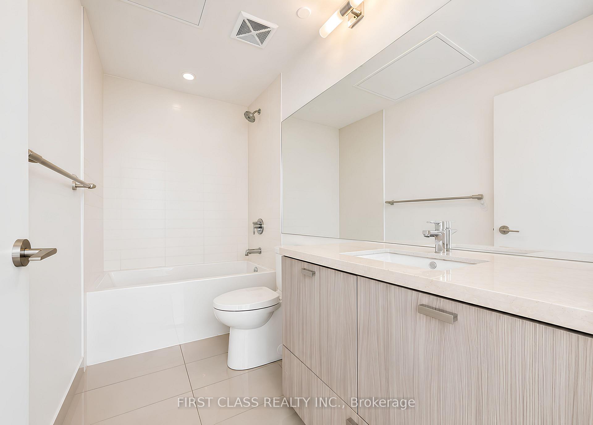 Photo 11 of Unit 2304, 290 Adelaide Street W, Toronto, Waterfront Communities — HOMEH