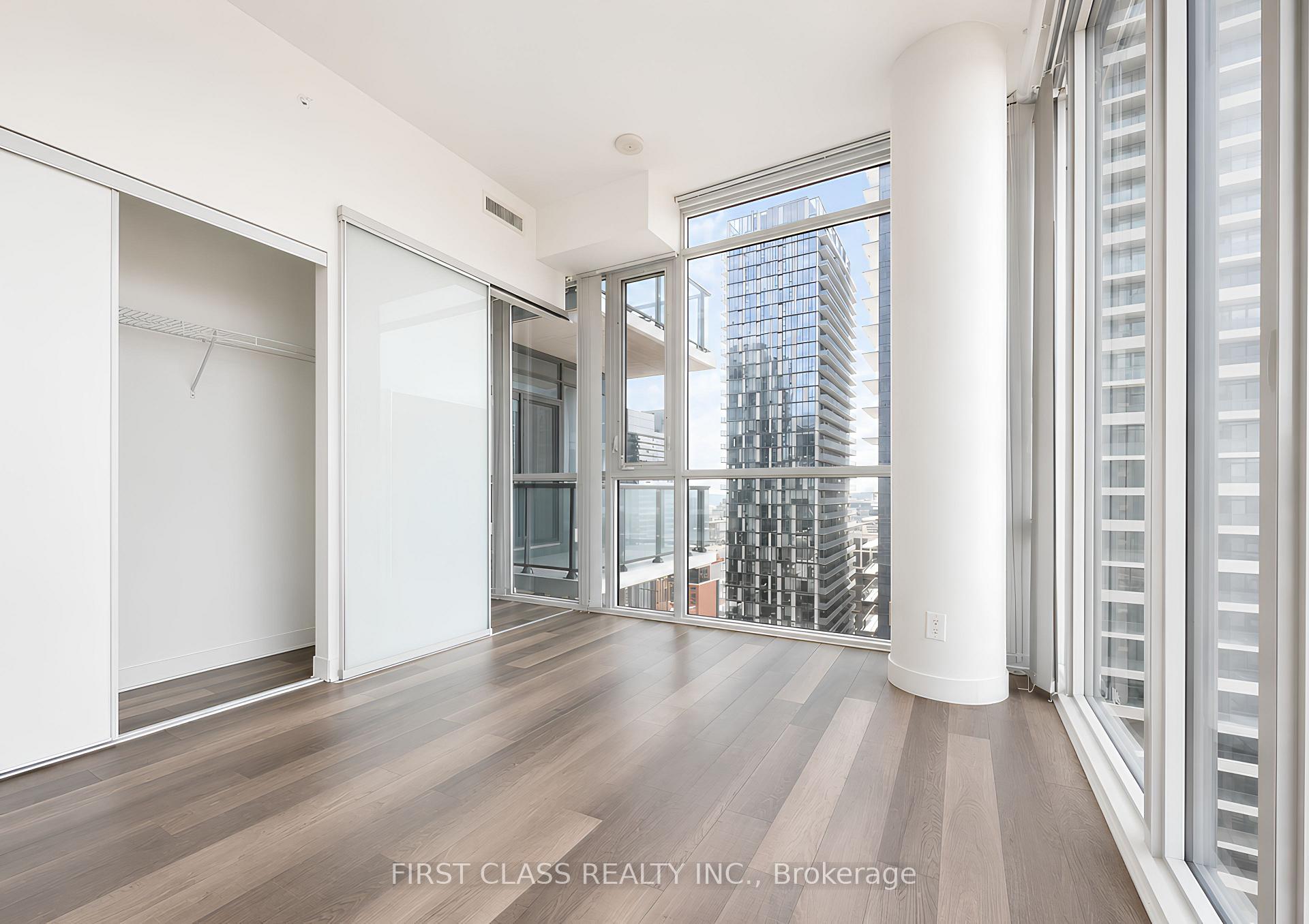 Photo 13 of Unit 2304, 290 Adelaide Street W, Toronto, Waterfront Communities — HOMEH