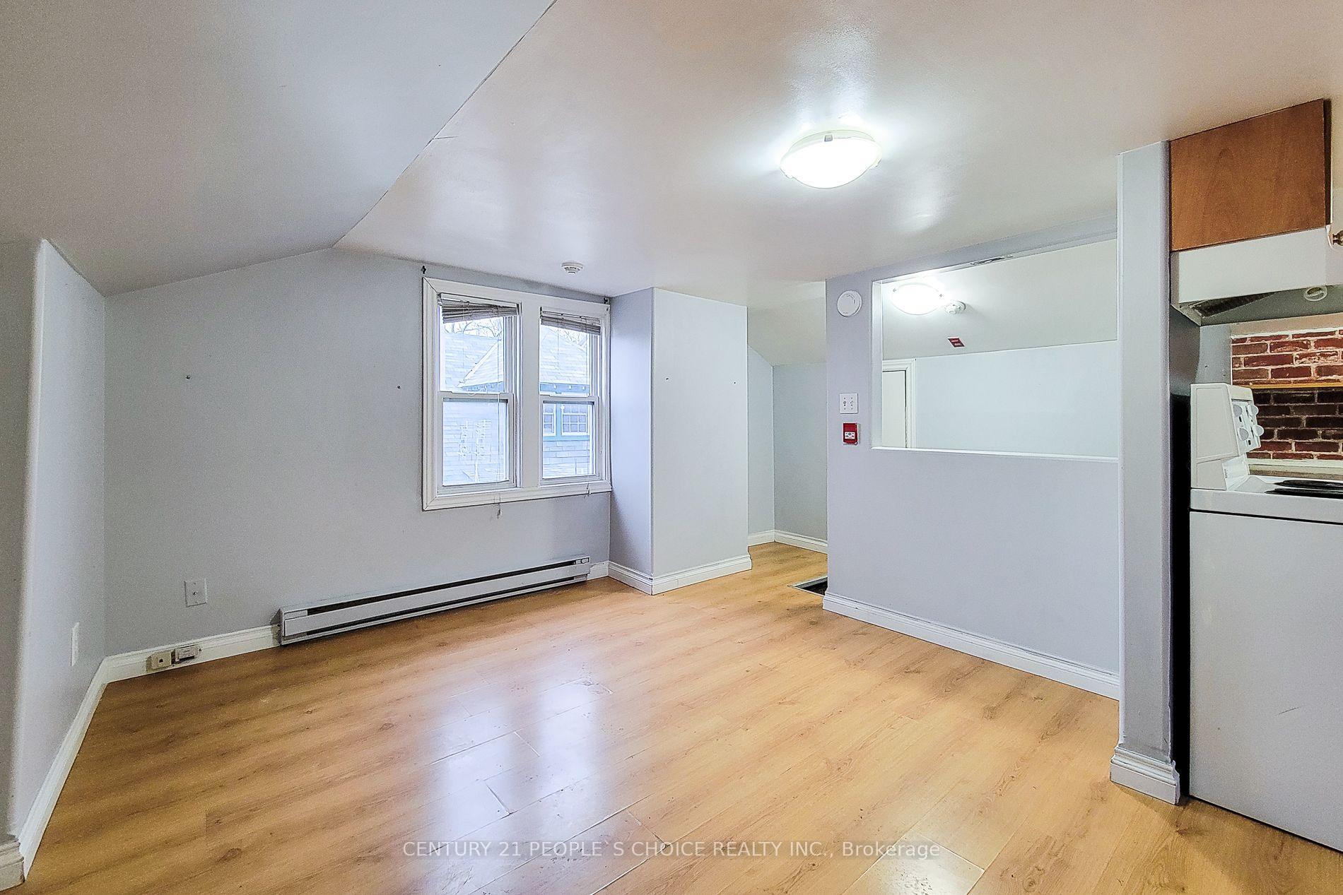 Photo 7 of 4999 Mcrae Street, Niagara Falls, Cherrywood — HOMEH