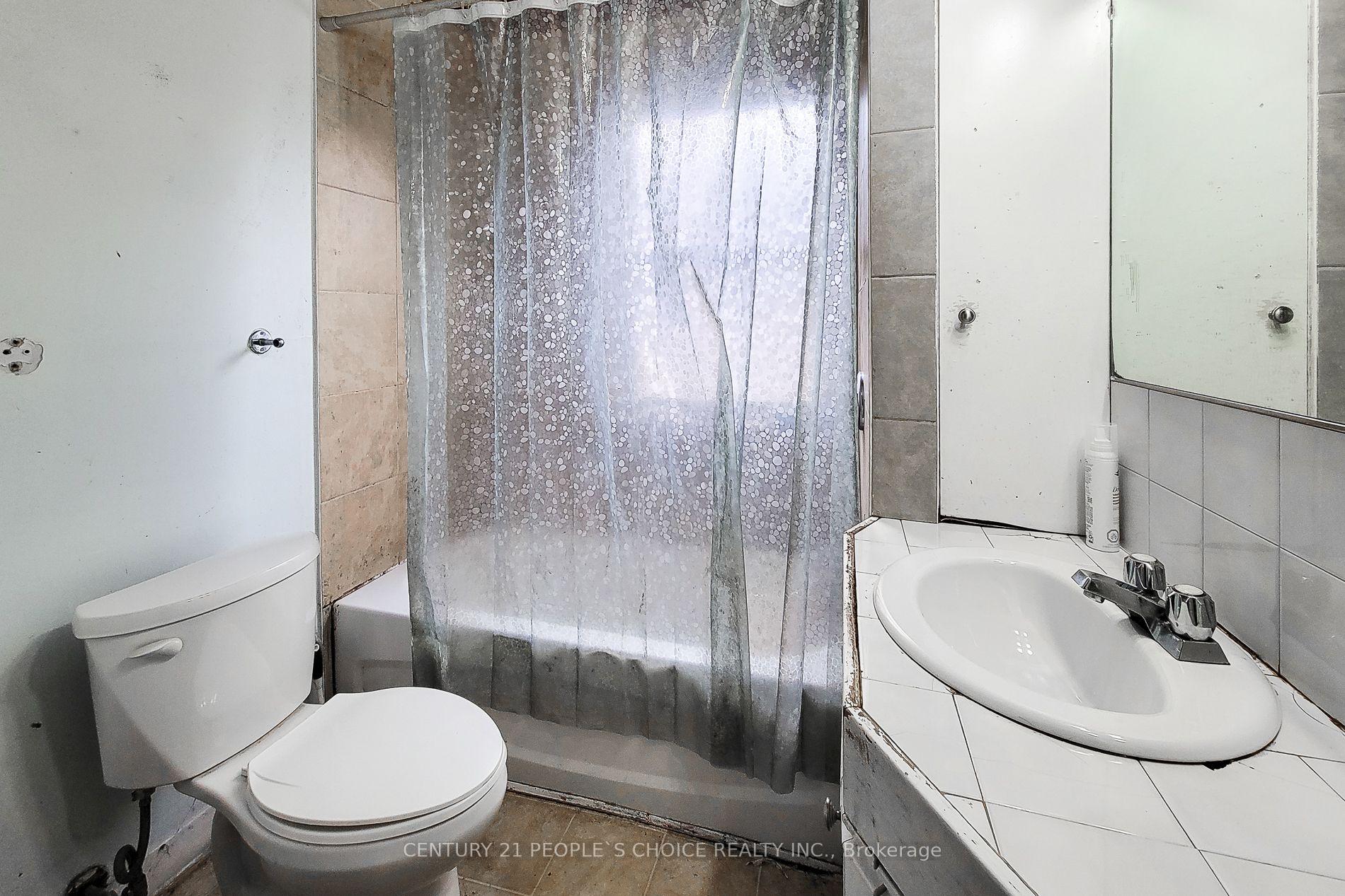 Photo 17 of 4999 Mcrae Street, Niagara Falls, Cherrywood — HOMEH