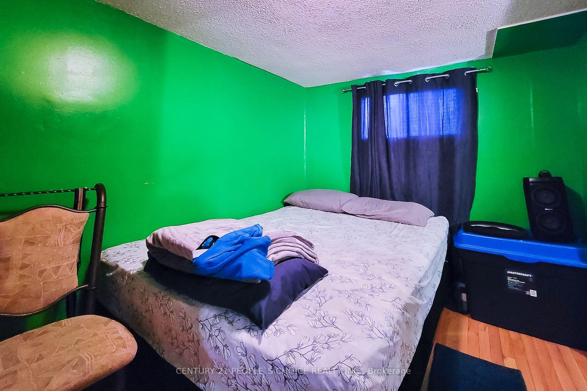 Photo 23 of 4999 Mcrae Street, Niagara Falls, Cherrywood — HOMEH