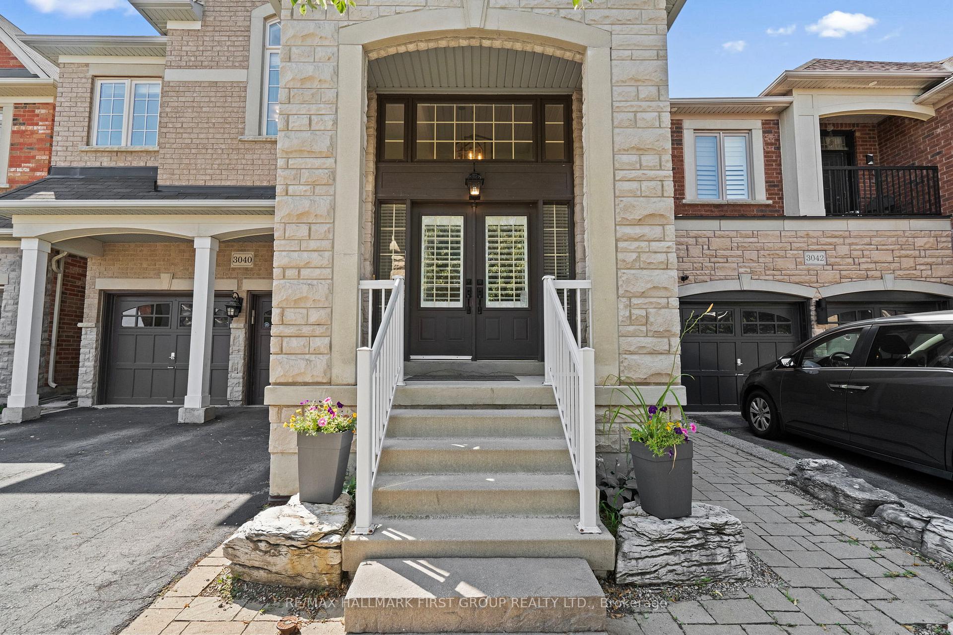 Photo 3 of 3040 Ferguson Drive, Burlington, Alton — HOMEH