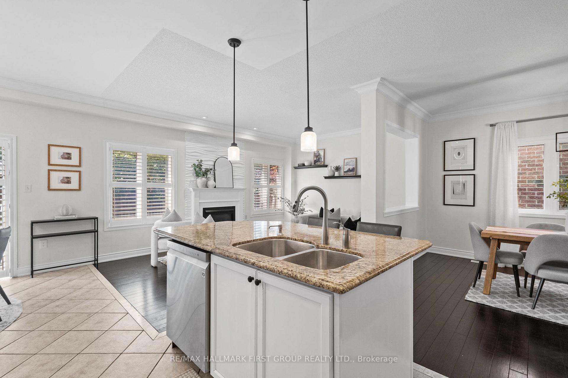 Photo 11 of 3040 Ferguson Drive, Burlington, Alton — HOMEH