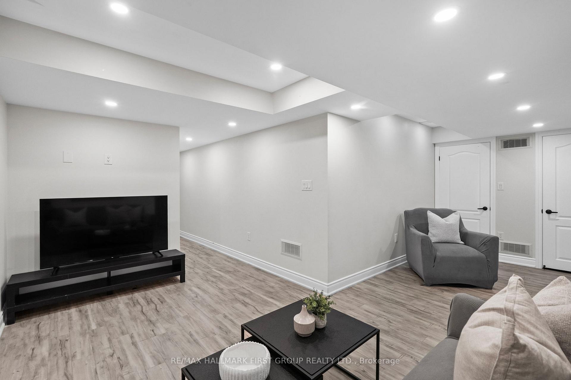 Photo 42 of 3040 Ferguson Drive, Burlington, Alton — HOMEH